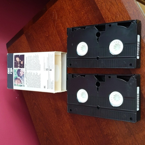 VHS Classic Musicals Bundle - Picture 5 of 7